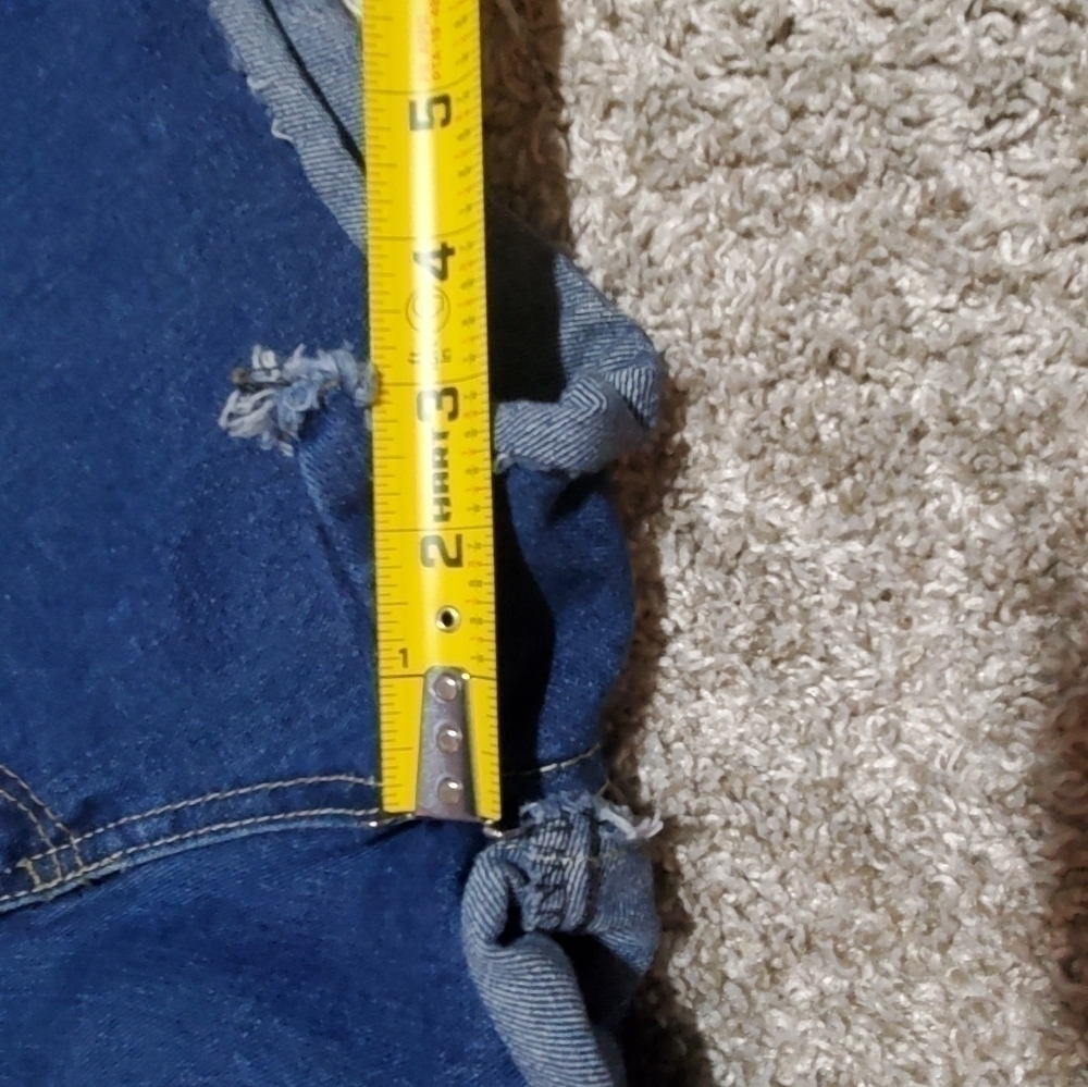 Jean shorts - Picture 9 of 9